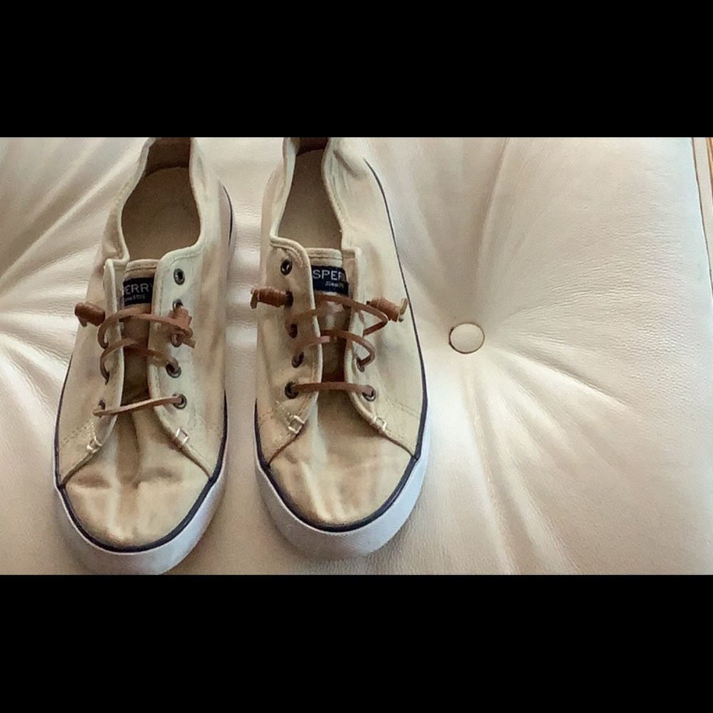 Sperry White Canvas Boat Sneakers Leather Laces Women’s 9.5 Crest vibe style